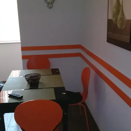 Neni Apartment *